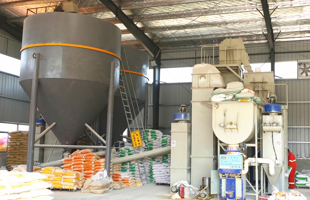 智能热熔涂料生产设备